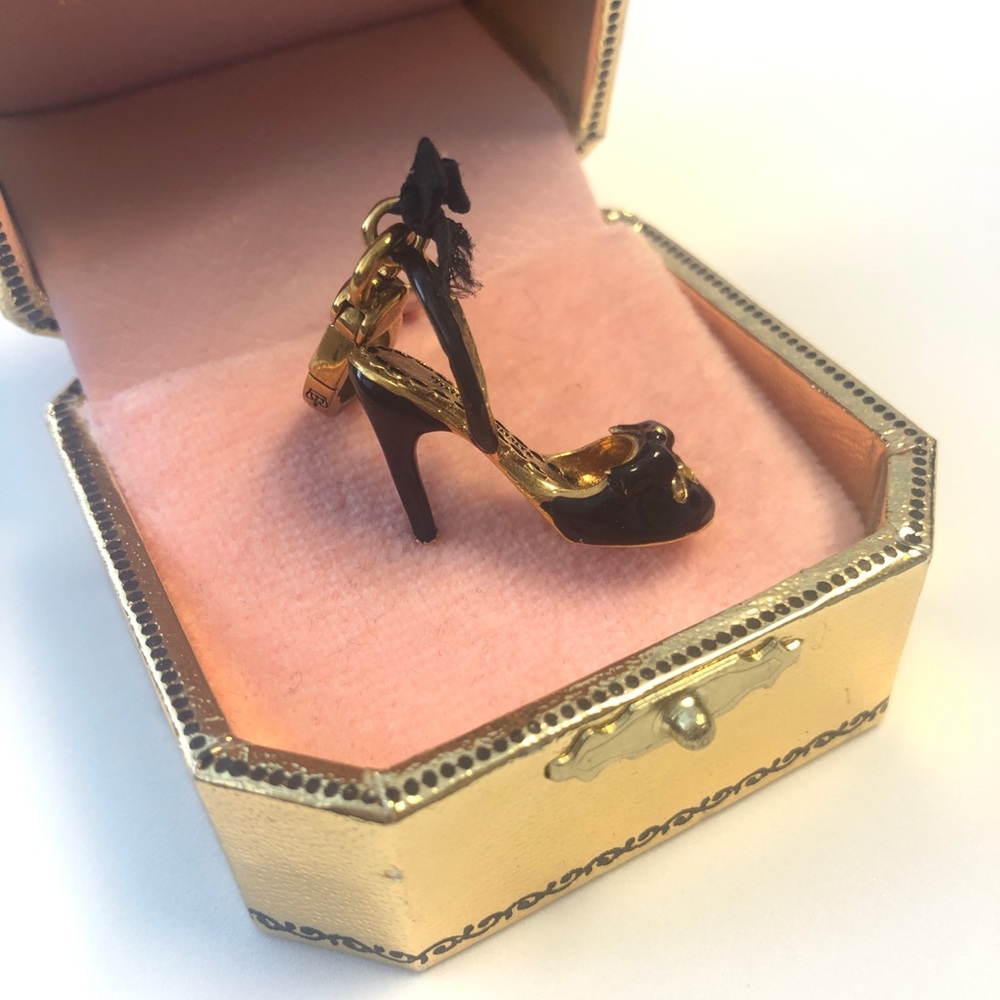 👠 Stiletto High Heel JC Juicy Couture Charm